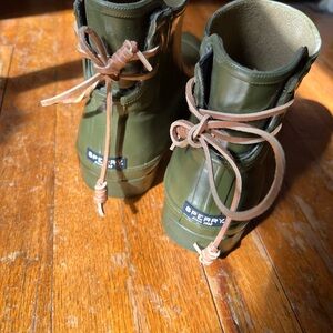 Sperry Womens Olive Green Waterproof Duck Boots